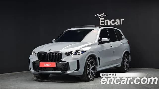 2025 BMW X5 (G05) xDrive 40i M Sport Sold VIN WBA21EU02S9077039 – exterior detail 2025 BMW X5 (G05) xDrive 40i M Sport Sold VIN WBA21EU02S9077039 – exterior detail