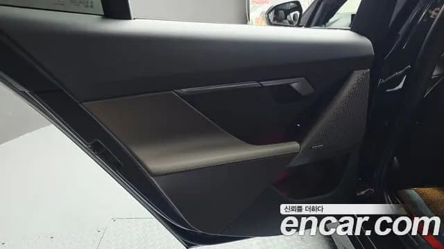 2025 BMW 5 Series (G60) 520i M Sport Sold VIN WBA21FJ00SCV80047 – engine bay 2025 BMW 5 Series (G60) 520i M Sport Sold VIN WBA21FJ00SCV80047 – engine bay