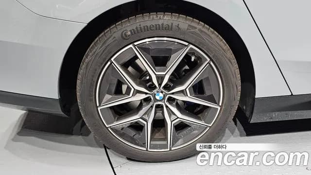 2026 BMW 5Series (G60) 520i M Sport Sold VIN WBA21FJ00TCW30947 – photo 16 2026 BMW 5Series (G60) 520i M Sport Sold VIN WBA21FJ00TCW30947 – photo 16