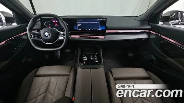 2025 BMW 5 Series (G60) 520i Sold VIN WBA21FJ01SCT82920 – rear exterior 2025 BMW 5 Series (G60) 520i Sold VIN WBA21FJ01SCT82920 – rear exterior