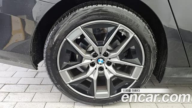 2025 BMW 5 Series (G60) 520i Sold VIN WBA21FJ01SCT82920 – interior seats 2025 BMW 5 Series (G60) 520i Sold VIN WBA21FJ01SCT82920 – interior seats