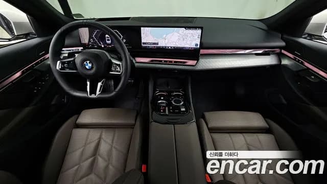 2025 BMW 5Series (G60) 520i M Sport Sold VIN WBA21FJ01SCU42937 – interior seats 2025 BMW 5Series (G60) 520i M Sport Sold VIN WBA21FJ01SCU42937 – interior seats