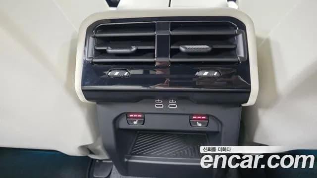 2026 BMW 5 Series (G60) 520i Special Edition Sold VIN WBA21FJ01TCV92774 – trunk area 2026 BMW 5 Series (G60) 520i Special Edition Sold VIN WBA21FJ01TCV92774 – trunk area