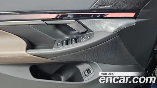 2025 BMW 5Series (G60) 520i M Sport Sold VIN WBA21FJ02SCU77017 – interior seats 2025 BMW 5Series (G60) 520i M Sport Sold VIN WBA21FJ02SCU77017 – interior seats