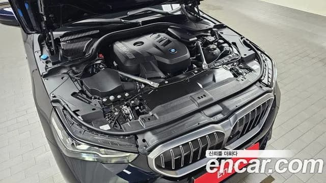 2025 BMW 5Series (G60) 520i M Sport Sold VIN WBA21FJ02SCU77017 – photo 12 2025 BMW 5Series (G60) 520i M Sport Sold VIN WBA21FJ02SCU77017 – photo 12