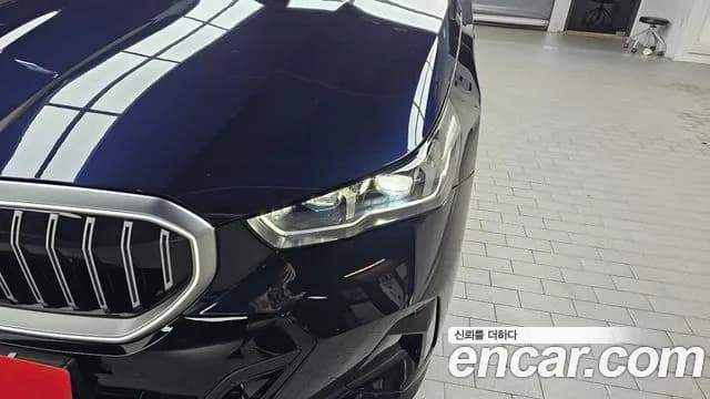 2025 BMW 5Series (G60) 520i M Sport Sold VIN WBA21FJ02SCU77017 – photo 19 2025 BMW 5Series (G60) 520i M Sport Sold VIN WBA21FJ02SCU77017 – photo 19