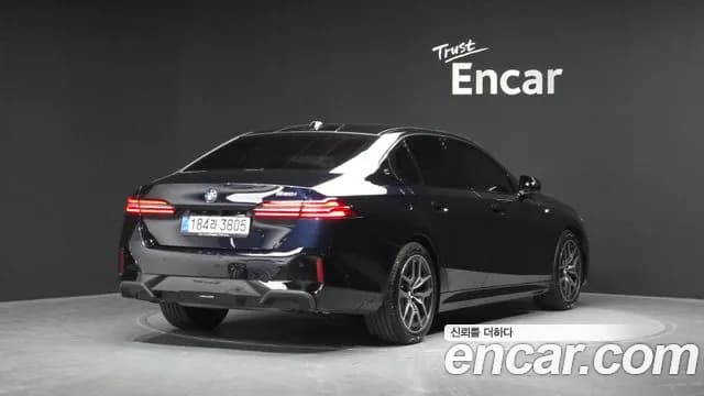 2025 BMW 5 Series (G60) 520i M Sport Sold VIN WBA21FJ02SCV21338 – photo 18 2025 BMW 5 Series (G60) 520i M Sport Sold VIN WBA21FJ02SCV21338 – photo 18