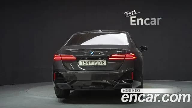 2025 BMW 5 Series (G60) 520i M Sport Sold VIN WBA21FJ03SCV43283 – interior seats 2025 BMW 5 Series (G60) 520i M Sport Sold VIN WBA21FJ03SCV43283 – interior seats