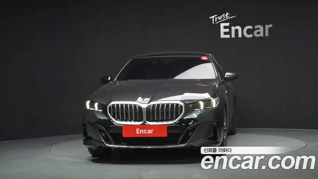 2025 BMW 5 Series (G60) 520i M Sport Sold VIN WBA21FJ03SCV43283 – photo 18 2025 BMW 5 Series (G60) 520i M Sport Sold VIN WBA21FJ03SCV43283 – photo 18