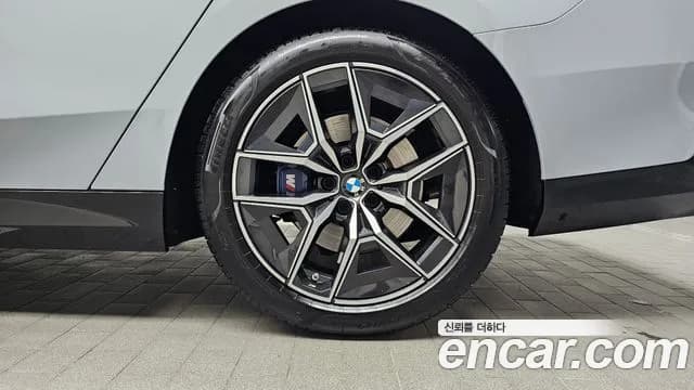 2024 BMW 5Series (G60) 520i M Sport Sold VIN WBA21FJ04RCS33279 – side profile 2024 BMW 5Series (G60) 520i M Sport Sold VIN WBA21FJ04RCS33279 – side profile
