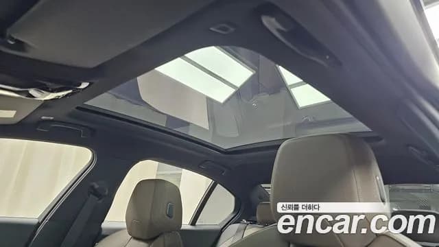 2024 BMW 5Series (G60) 520i M Sport Sold VIN WBA21FJ05RCS44632 – interior seats 2024 BMW 5Series (G60) 520i M Sport Sold VIN WBA21FJ05RCS44632 – interior seats