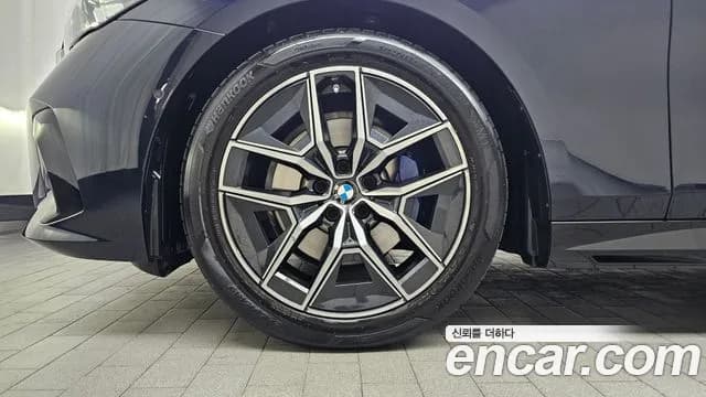 2024 BMW 5Series (G60) 520i M Sport Sold VIN WBA21FJ05RCS44632 – photo 18 2024 BMW 5Series (G60) 520i M Sport Sold VIN WBA21FJ05RCS44632 – photo 18