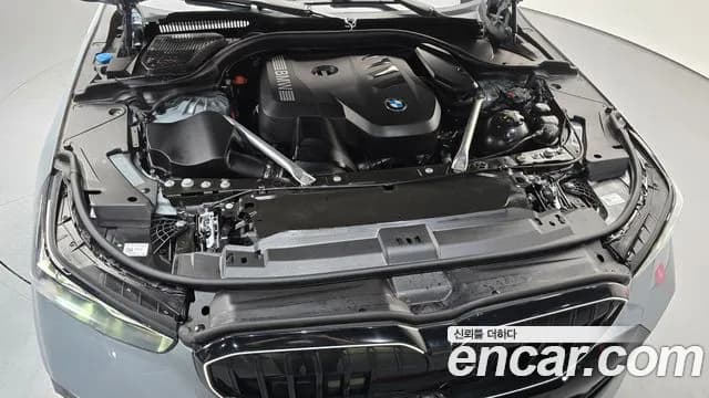 2025 BMW 5 Series (G60) 520i M Sport Sold VIN WBA21FJ05SCT95640 – exterior detail 2025 BMW 5 Series (G60) 520i M Sport Sold VIN WBA21FJ05SCT95640 – exterior detail