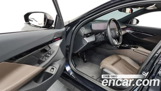 2024 BMW 5Series (G60) 520i M Sport Sold VIN WBA21FJ06RCP55377 – photo 12 2024 BMW 5Series (G60) 520i M Sport Sold VIN WBA21FJ06RCP55377 – photo 12