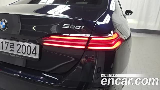 2024 BMW 5Series (G60) 520i M Sport Sold VIN WBA21FJ06RCR34812 – photo 17 2024 BMW 5Series (G60) 520i M Sport Sold VIN WBA21FJ06RCR34812 – photo 17