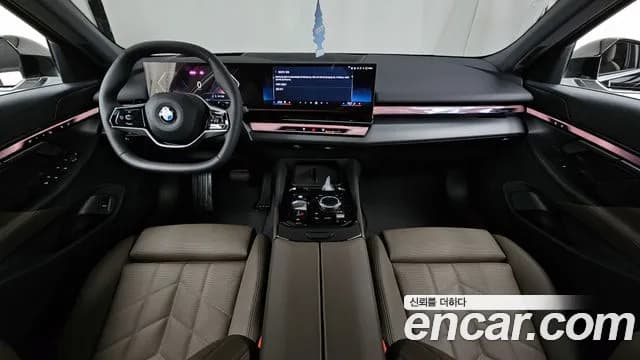 2025 BMW 5Series (G60) 520i Sold VIN WBA21FJ06SCU11635 – photo 29 2025 BMW 5Series (G60) 520i Sold VIN WBA21FJ06SCU11635 – photo 29