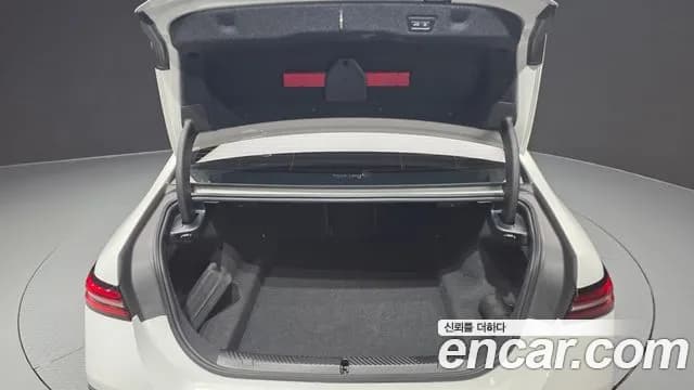 2025 BMW 5 Series (G60) 520i M Sport Sold VIN WBA21FJ06SCV53323 – trunk area 2025 BMW 5 Series (G60) 520i M Sport Sold VIN WBA21FJ06SCV53323 – trunk area