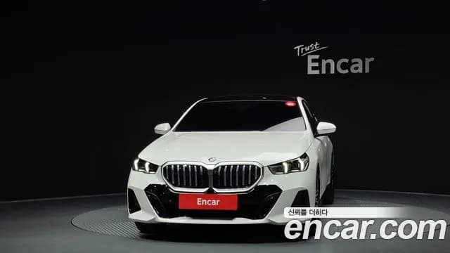 2025 BMW 5 Series (G60) 520i M Sport Sold VIN WBA21FJ06SCV53323 – photo 16 2025 BMW 5 Series (G60) 520i M Sport Sold VIN WBA21FJ06SCV53323 – photo 16