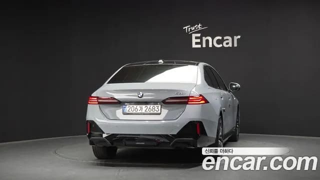 2024 BMW 5Series (G60) 520i M Sport Sold VIN WBA21FJ07RCS68592 – photo 17 2024 BMW 5Series (G60) 520i M Sport Sold VIN WBA21FJ07RCS68592 – photo 17