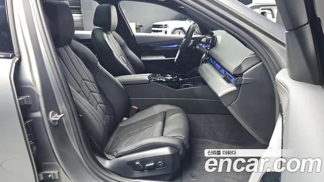 2026 BMW 5Series (G60) 520i Special Edition Sold VIN WBA21FJ08TCV96966 – photo 29 2026 BMW 5Series (G60) 520i Special Edition Sold VIN WBA21FJ08TCV96966 – photo 29