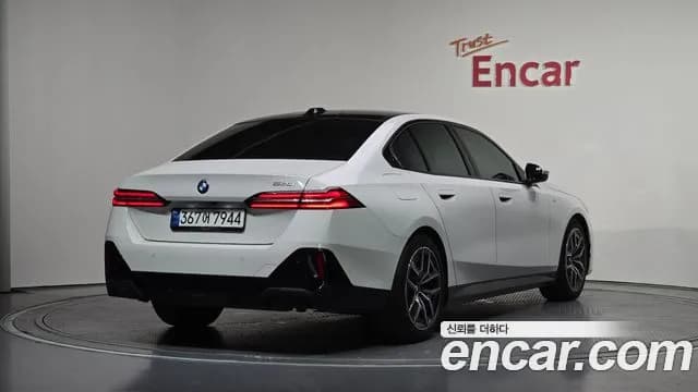 2024 BMW 5Series (G60) 520i M Sport Sold VIN WBA21FJ09RCR47778 – photo 16 2024 BMW 5Series (G60) 520i M Sport Sold VIN WBA21FJ09RCR47778 – photo 16