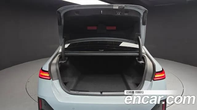 2025 BMW 5 Series (G60) 520i M Sport Sold VIN WBA21FJ09SCU40319 – exterior detail 2025 BMW 5 Series (G60) 520i M Sport Sold VIN WBA21FJ09SCU40319 – exterior detail