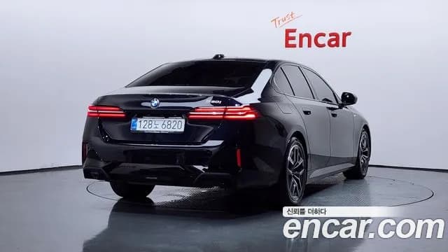 2025 BMW 5Series (G60) 520i M Sport Sold VIN WBA21FJ09SCU88953 – photo 37 2025 BMW 5Series (G60) 520i M Sport Sold VIN WBA21FJ09SCU88953 – photo 37