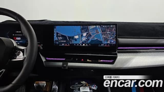 2024 BMW 5 Series (G60) 520i M Sport Sold VIN WBA21FJ0XRCR78554 – interior seats 2024 BMW 5 Series (G60) 520i M Sport Sold VIN WBA21FJ0XRCR78554 – interior seats