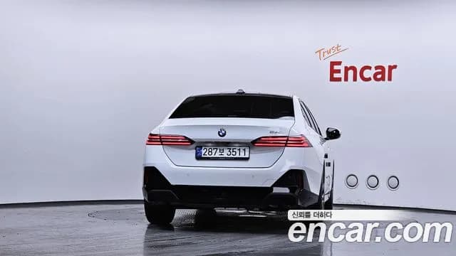 2024 BMW 5 Series (G60) 520i M Sport Sold VIN WBA21FJ0XRCR78554 – photo 20 2024 BMW 5 Series (G60) 520i M Sport Sold VIN WBA21FJ0XRCR78554 – photo 20