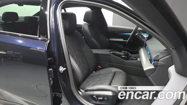 2025 BMW 5Series (G60) 520i M Sport Sold VIN WBA21FJ0XSCV43703 – side profile 2025 BMW 5Series (G60) 520i M Sport Sold VIN WBA21FJ0XSCV43703 – side profile