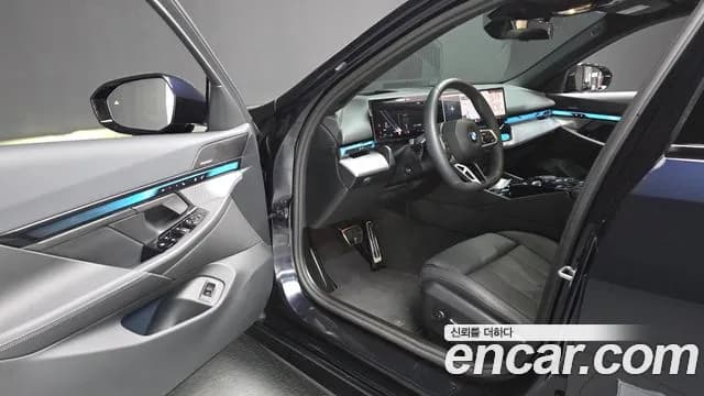 2025 BMW 5Series (G60) 520i M Sport Sold VIN WBA21FJ0XSCV43703 – photo 19 2025 BMW 5Series (G60) 520i M Sport Sold VIN WBA21FJ0XSCV43703 – photo 19