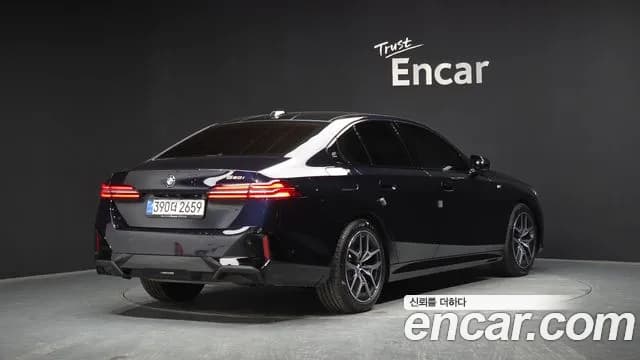 2025 BMW 5Series (G60) 520i M Sport Sold VIN WBA21FJ0XSCV43703 – photo 31 2025 BMW 5Series (G60) 520i M Sport Sold VIN WBA21FJ0XSCV43703 – photo 31