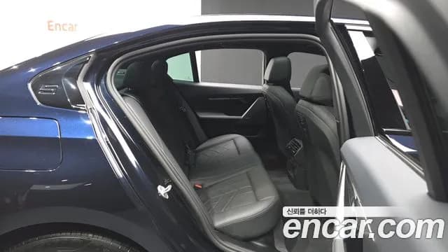 2025 BMW 5Series (G60) 520i M Sport Sold VIN WBA21FJ0XSCV43703 – photo 36 2025 BMW 5Series (G60) 520i M Sport Sold VIN WBA21FJ0XSCV43703 – photo 36