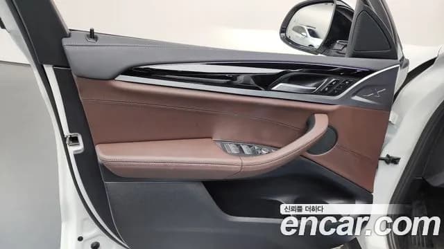 2021 BMW X4 (G02) xDrive20i xLine Sold VIN WBA2V9107M9D96216 – exterior detail 2021 BMW X4 (G02) xDrive20i xLine Sold VIN WBA2V9107M9D96216 – exterior detail