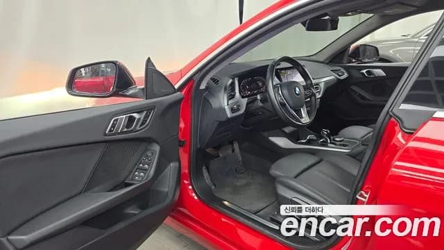 2021 BMW 2 Series Gran Coupe (F44) 218d Advantage Sold VIN WBA31AM0XM7G72493 – exterior detail 2021 BMW 2 Series Gran Coupe (F44) 218d Advantage Sold VIN WBA31AM0XM7G72493 – exterior detail