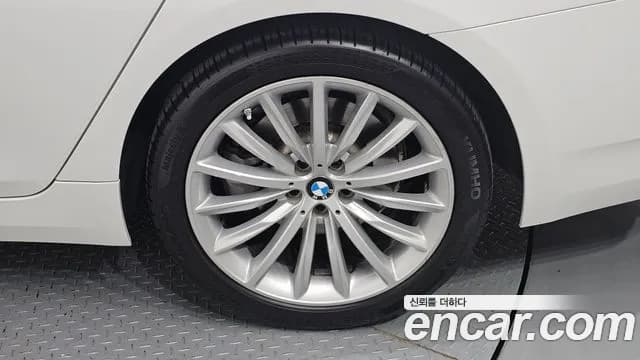 2023 BMW 5 Series (G30) 530i xDrive Luxury Sold VIN WBA31BJ00PWY26176 – photo 16 2023 BMW 5 Series (G30) 530i xDrive Luxury Sold VIN WBA31BJ00PWY26176 – photo 16
