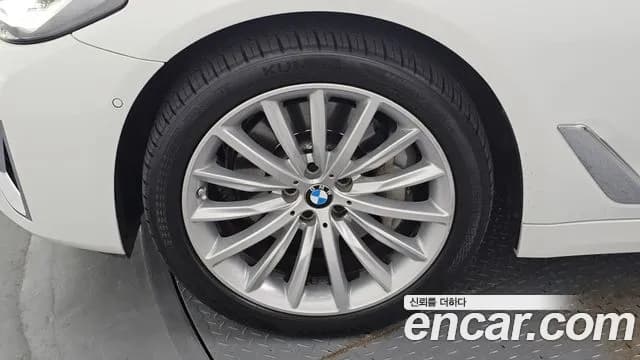 2023 BMW 5 Series (G30) 530i xDrive Luxury Sold VIN WBA31BJ00PWY26176 – photo 19 2023 BMW 5 Series (G30) 530i xDrive Luxury Sold VIN WBA31BJ00PWY26176 – photo 19