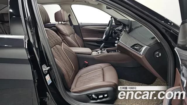 2022 BMW 5Series (G30) 530i xDrive Luxury Sold VIN WBA31BJ02NWX45886 – interior seats 2022 BMW 5Series (G30) 530i xDrive Luxury Sold VIN WBA31BJ02NWX45886 – interior seats