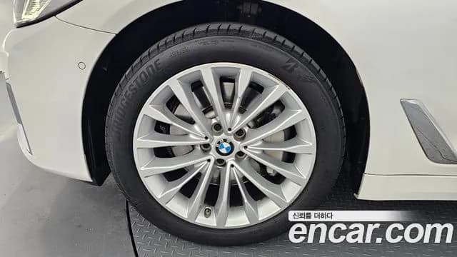 2021 BMW 5 Series (G30) 530i xDrive Luxury Sold VIN WBA31BJ03MWX16797 – photo 15 2021 BMW 5 Series (G30) 530i xDrive Luxury Sold VIN WBA31BJ03MWX16797 – photo 15