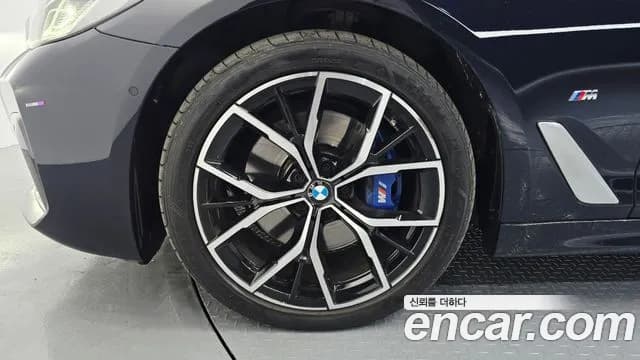 2022 BMW 5 Series (G30) 530i xDrive M Sport Package Sold VIN WBA31BJ06NCJ94380 – interior seats 2022 BMW 5 Series (G30) 530i xDrive M Sport Package Sold VIN WBA31BJ06NCJ94380 – interior seats