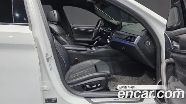 2021 BMW 5 Series (G30) 530i xDrive M Sport Package Sold VIN WBA31BJ0XMWW98217 – rear exterior 2021 BMW 5 Series (G30) 530i xDrive M Sport Package Sold VIN WBA31BJ0XMWW98217 – rear exterior