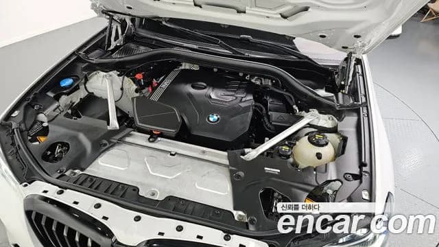 2022 BMW X3 (G01) xDrive 20i M Sports Pro Sold VIN WBA31DP00N9N47129 – trunk area 2022 BMW X3 (G01) xDrive 20i M Sports Pro Sold VIN WBA31DP00N9N47129 – trunk area