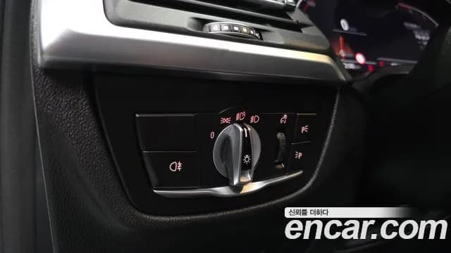 2022 BMW X3 (G01) xDrive 20i Sold VIN WBA31DP03N9M41936 – trunk area 2022 BMW X3 (G01) xDrive 20i Sold VIN WBA31DP03N9M41936 – trunk area