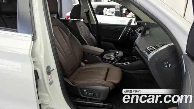 2024 BMW X3 (G01) xDrive 20i Sold VIN WBA31DP0XR9V84274 – interior seats 2024 BMW X3 (G01) xDrive 20i Sold VIN WBA31DP0XR9V84274 – interior seats