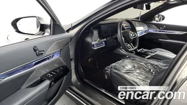 2024 BMW 7Series (G70) 740i xDrive M Sport Sold VIN WBA31EH00RCS55445 – interior seats 2024 BMW 7Series (G70) 740i xDrive M Sport Sold VIN WBA31EH00RCS55445 – interior seats