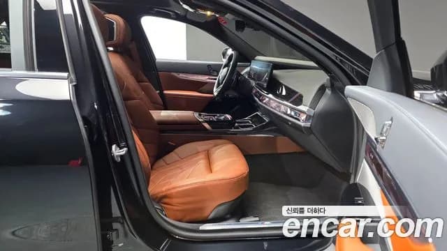 2025 BMW 7 Series (G70) 740i xDrive M Sport Sold VIN WBA31EH00SCU28371 – photo 13 2025 BMW 7 Series (G70) 740i xDrive M Sport Sold VIN WBA31EH00SCU28371 – photo 13