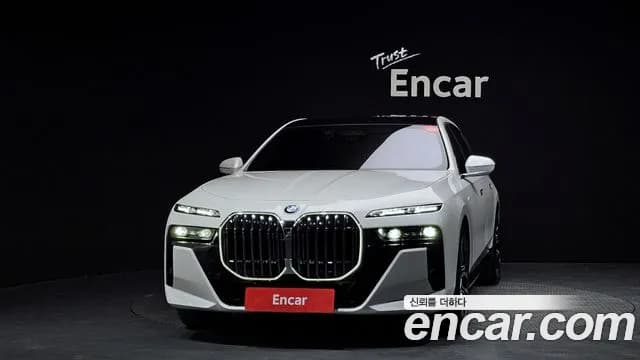 2025 BMW 7 Series (G70) 740i xDrive M Sport Sold VIN WBA31EH03SCT55061 – photo 13 2025 BMW 7 Series (G70) 740i xDrive M Sport Sold VIN WBA31EH03SCT55061 – photo 13