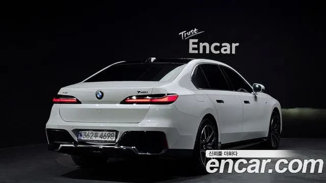 2025 BMW 7 Series (G70) 740i xDrive M Sport Sold VIN WBA31EH03SCT55061 – photo 14 2025 BMW 7 Series (G70) 740i xDrive M Sport Sold VIN WBA31EH03SCT55061 – photo 14