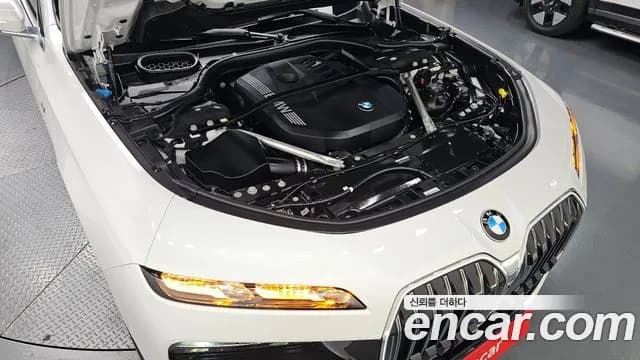 2025 BMW 7 Series (G70) 740i xDrive M Sport Sold VIN WBA31EH06SCT74025 – photo 14 2025 BMW 7 Series (G70) 740i xDrive M Sport Sold VIN WBA31EH06SCT74025 – photo 14