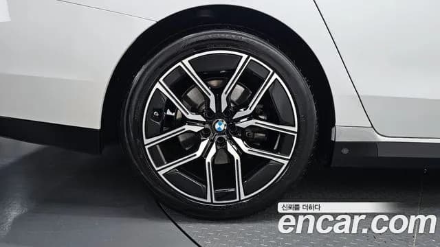 2025 BMW 7 Series (G70) 740i xDrive M Sport Sold VIN WBA31EH06SCT74025 – photo 19 2025 BMW 7 Series (G70) 740i xDrive M Sport Sold VIN WBA31EH06SCT74025 – photo 19